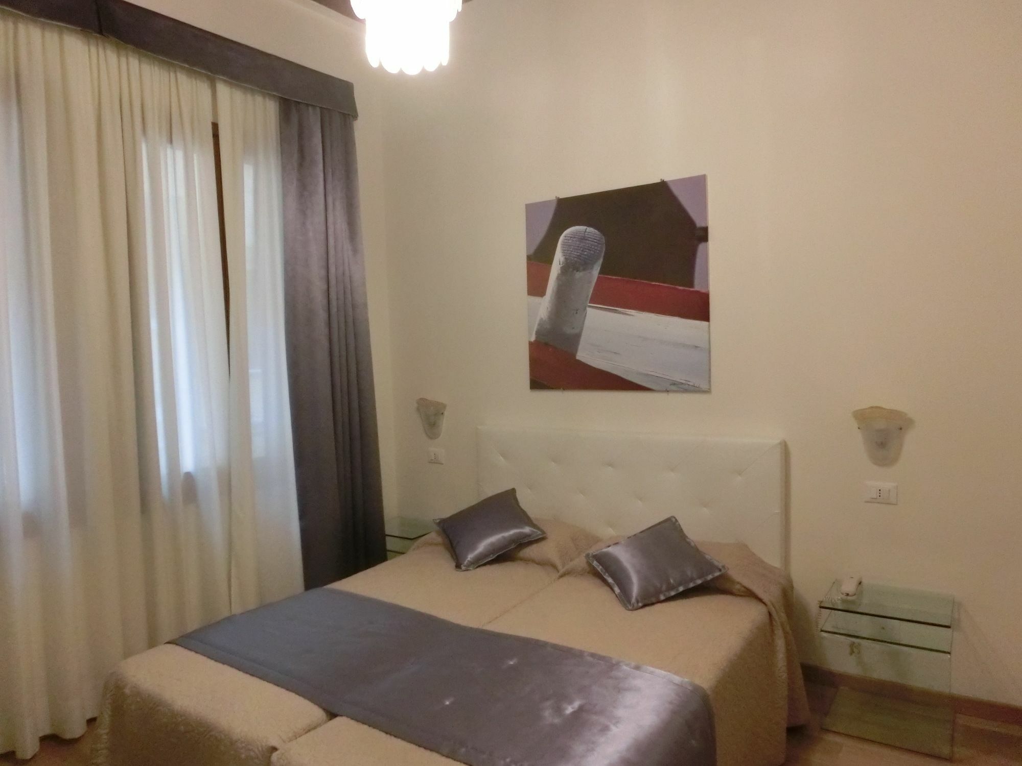 Pensión Ca' Lucrezia
